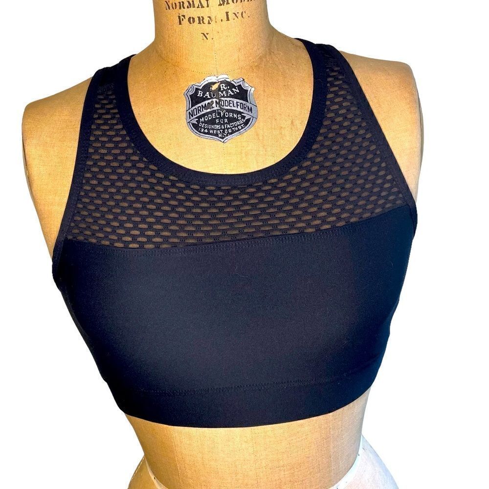 Black Racer Back Sports Bra - 90 Degree